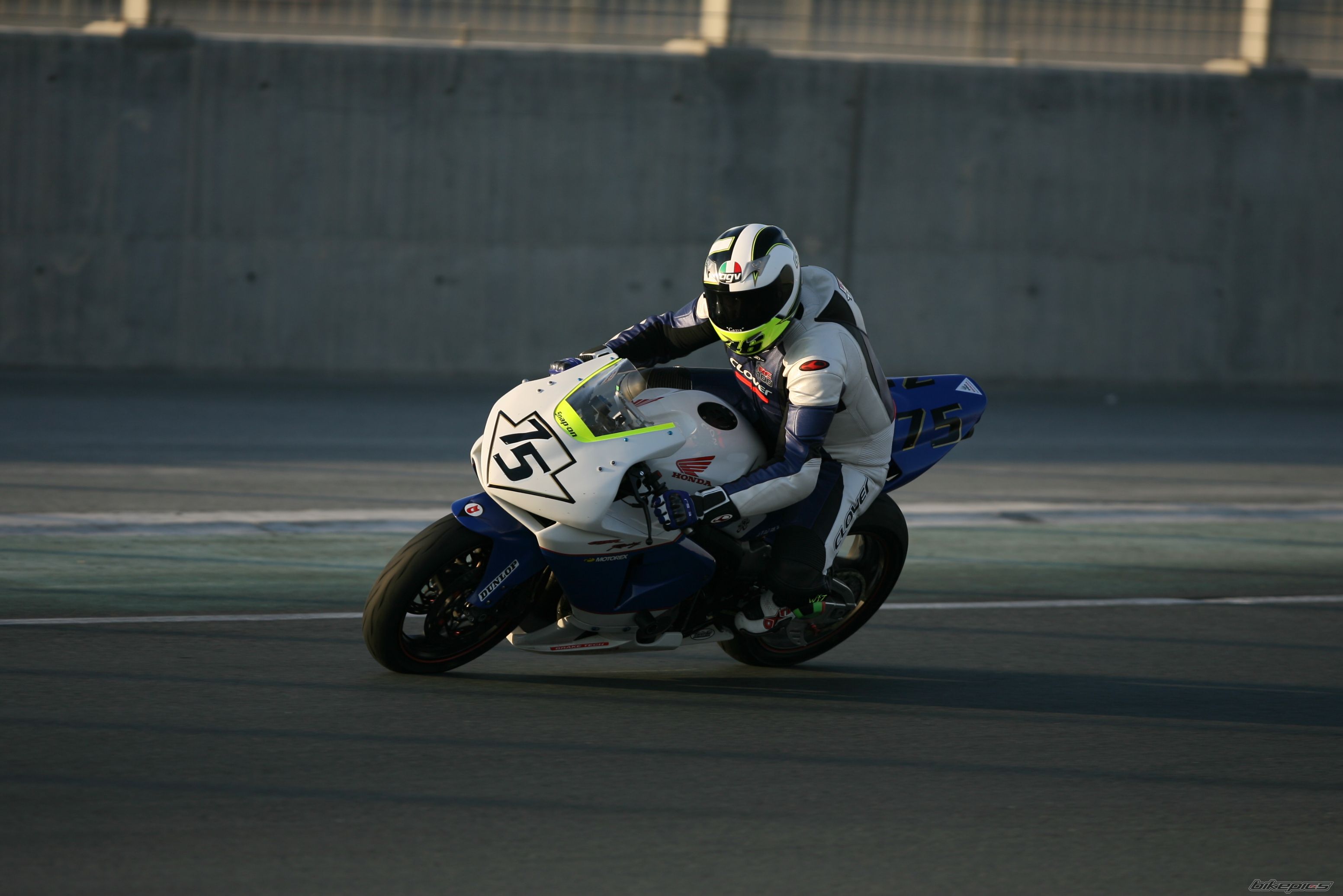 2006 HONDA CBR 600 RR | Picture 922902 motorcycle photo