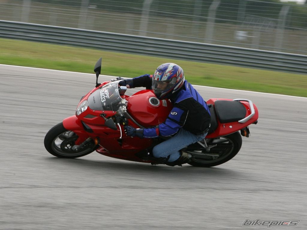 2006 HYOSUNG GT 250 R COMET | Picture 924724 motorcycle photo