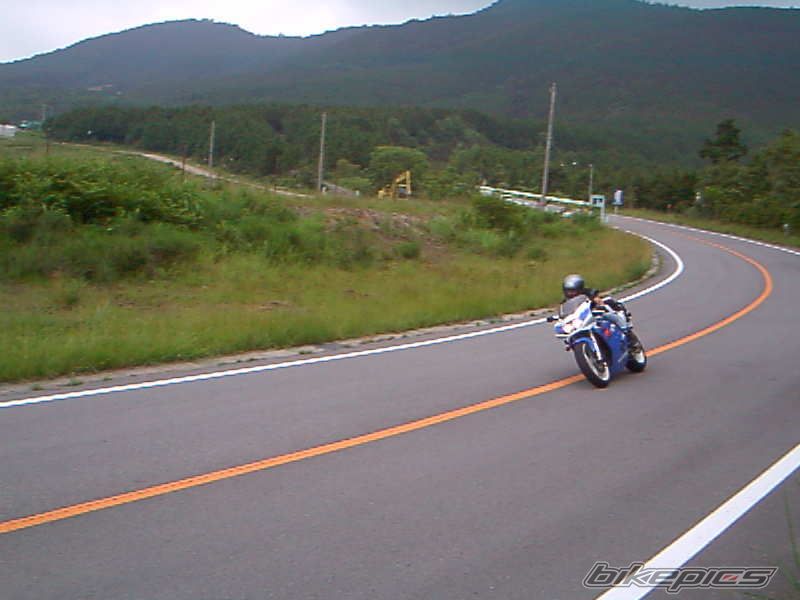 1995 SUZUKI GSX R 400 | Picture 925311 motorcycle photo