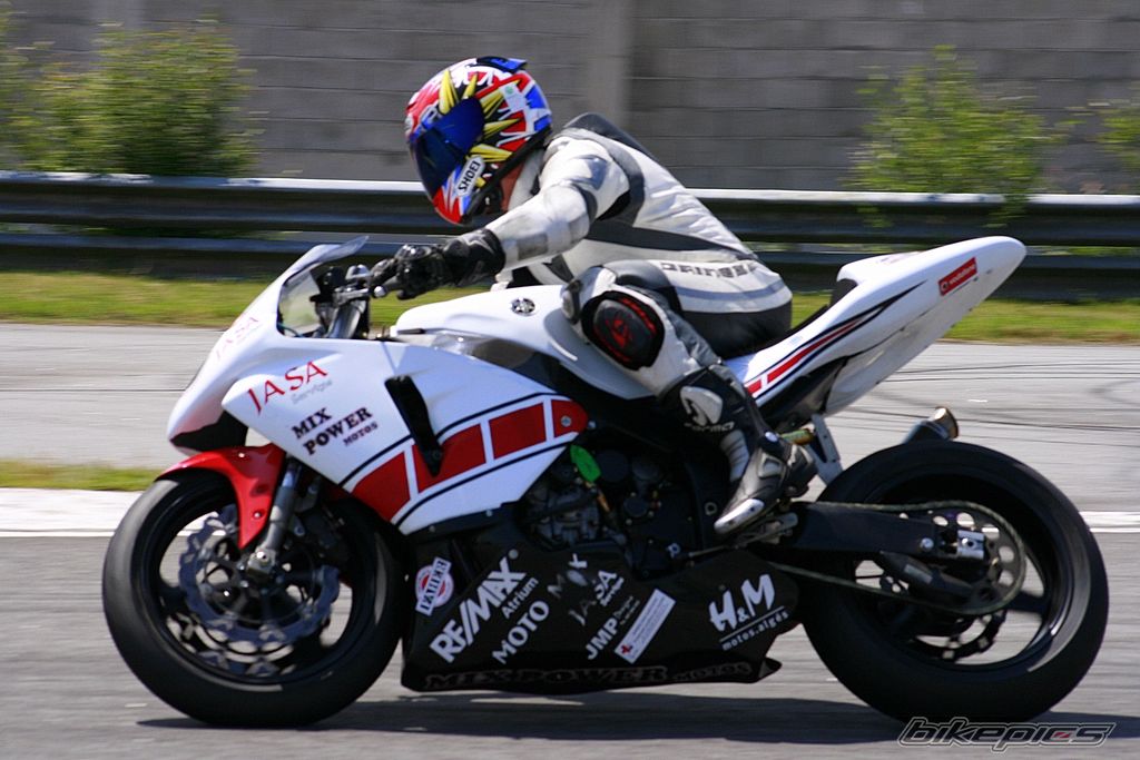 2004 DUCATI UNKNOWEN | Picture 925635 motorcycle photo