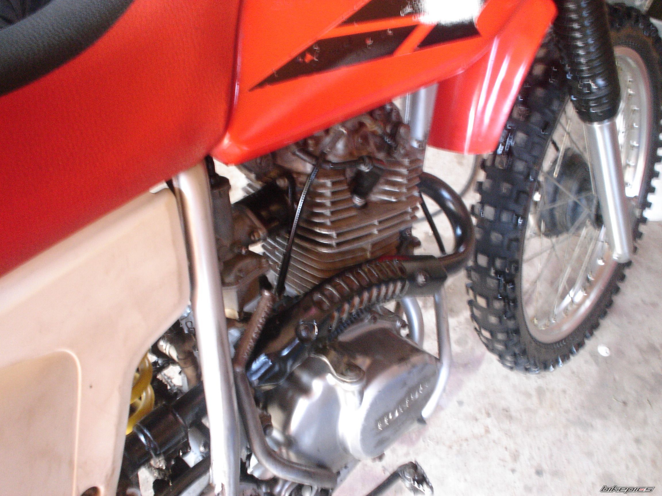 2002 HONDA XR 200 | Picture 925649 motorcycle photo
