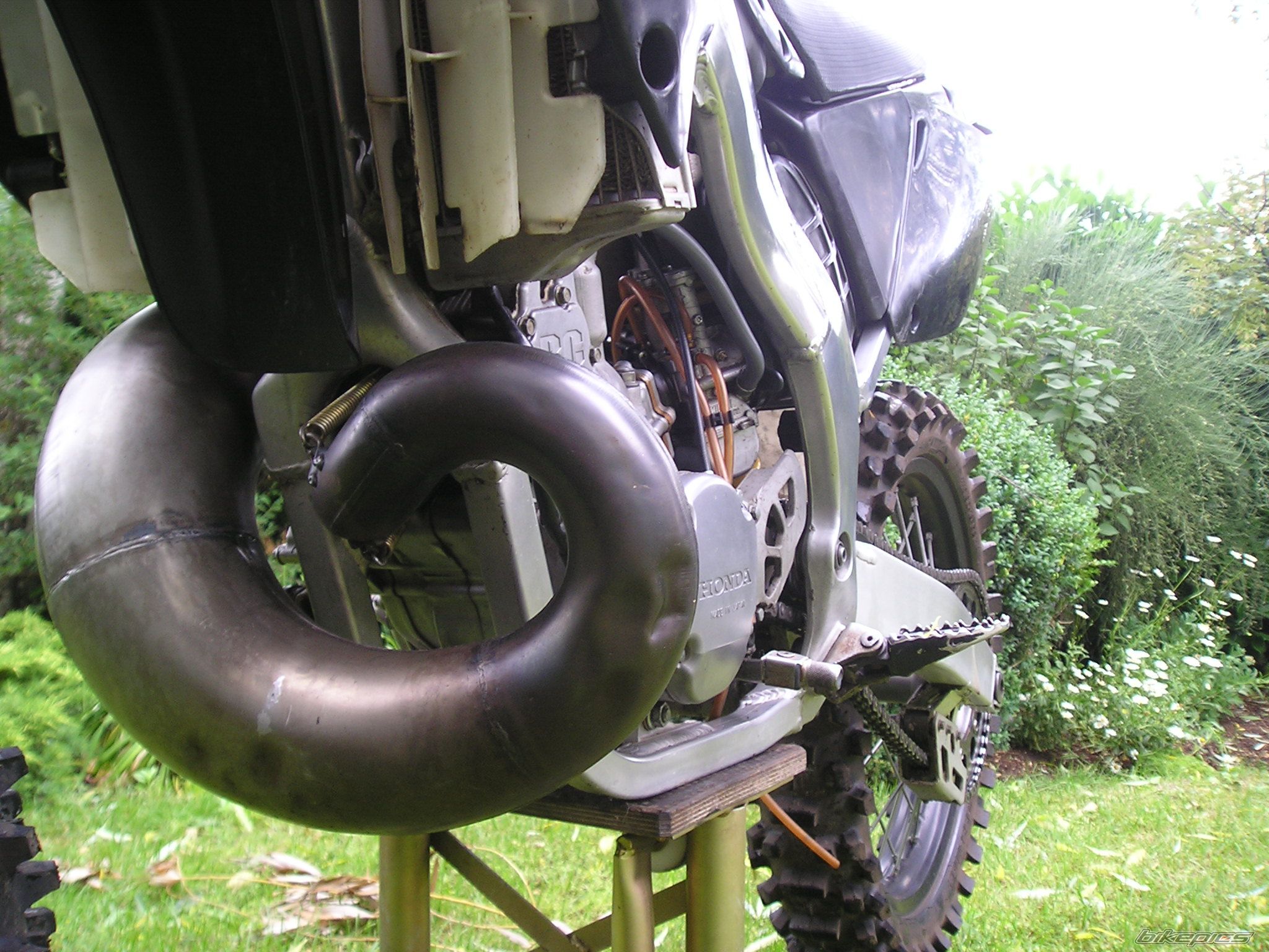 2002 HONDA CR 250 | Picture 926736 motorcycle photo