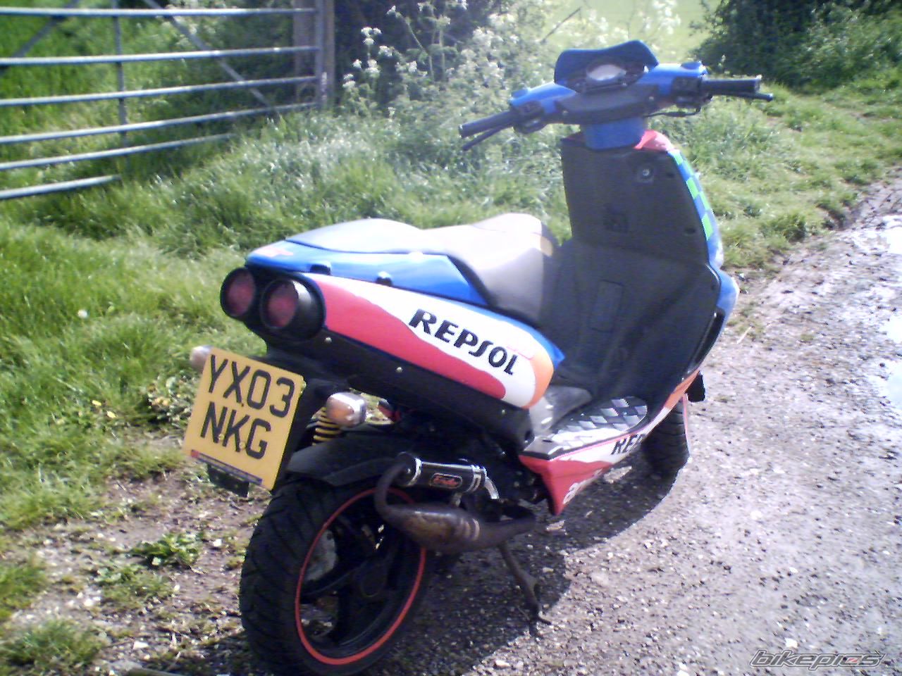 2003 APRILIA SR 50 | Picture 926931 motorcycle photo
