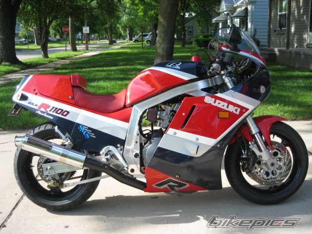 1986 SUZUKI GSX R 1100 | Picture 930892 motorcycle photo