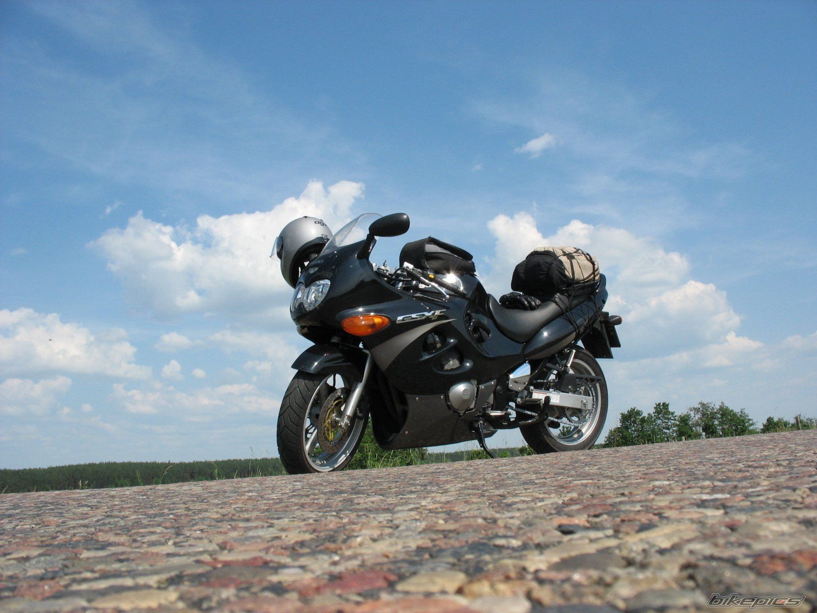2000 SUZUKI GSX 600 | Picture 931180 motorcycle photo