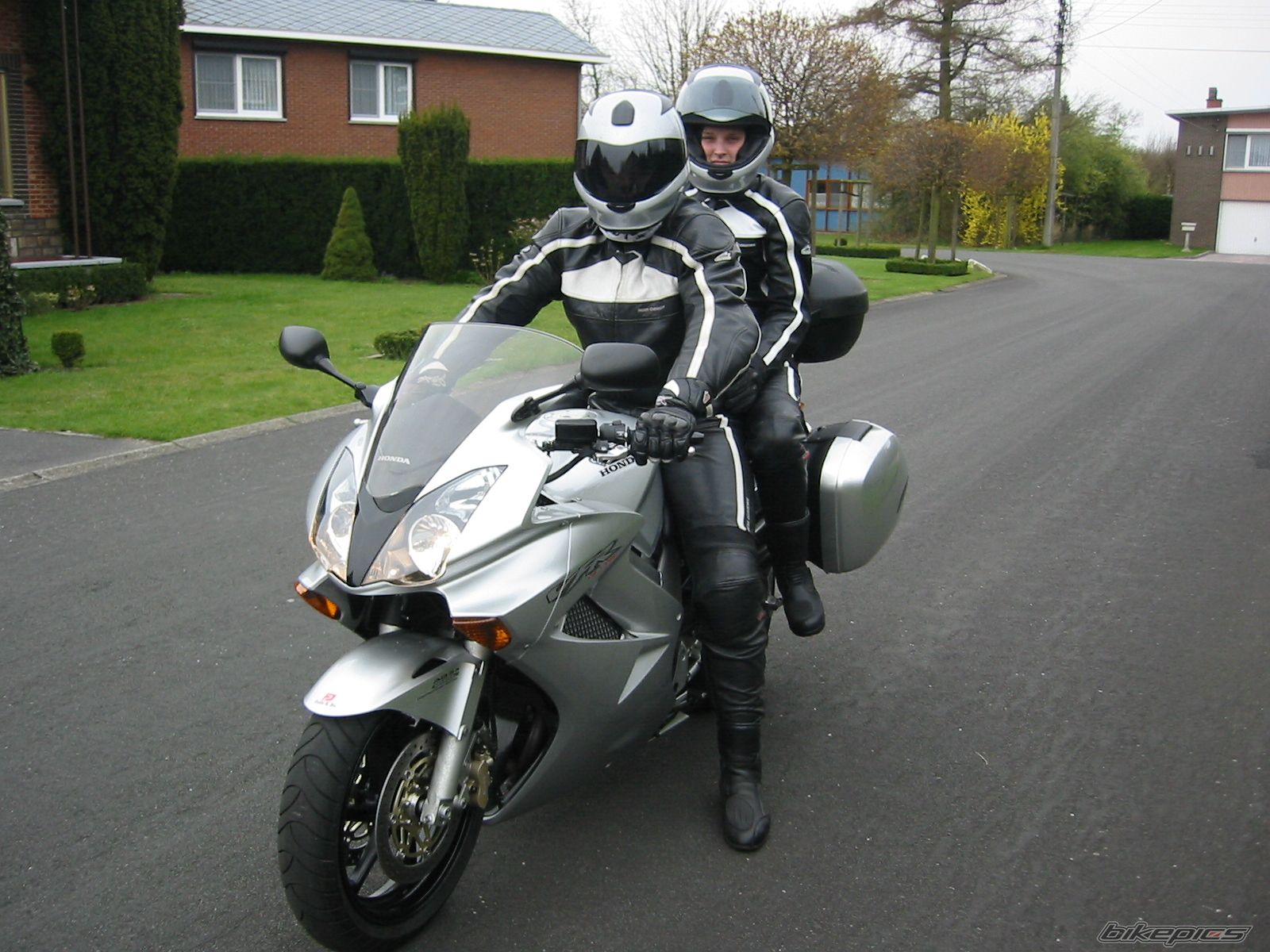 2003 HONDA VFR 800 | Picture 932892 motorcycle photo