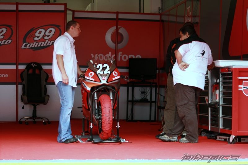 2004 DUCATI UNKNOWEN | Picture 936557 motorcycle photo