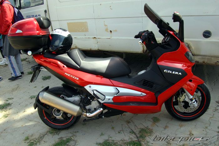 2005 GILERA NEXUS 500 | Picture 938603 motorcycle photo