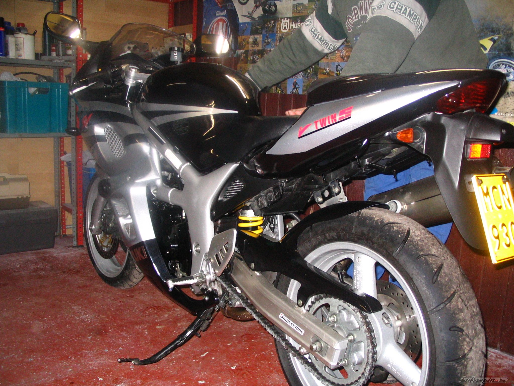1999 SUZUKI SV 650S | Picture 940463 motorcycle photo