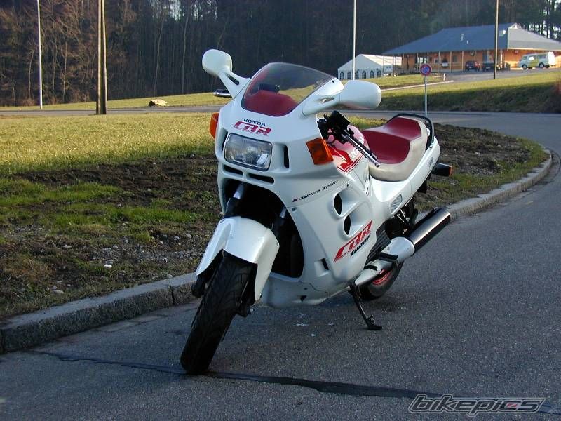 1987 HONDA CBR 1000 F | Picture 941784 motorcycle photo