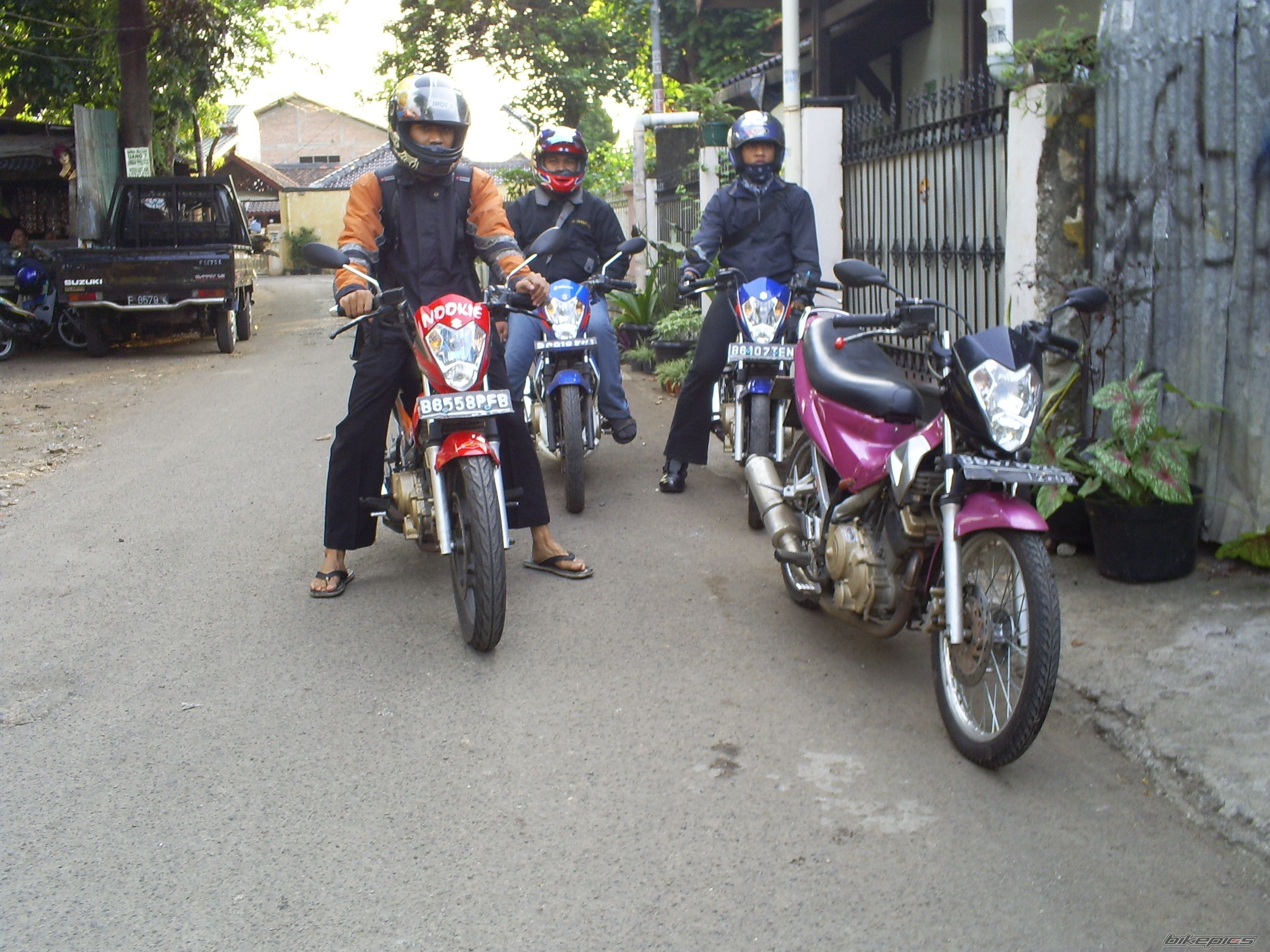2004 SUZUKI SATRIA F 150 | Picture 945939 motorcycle photo