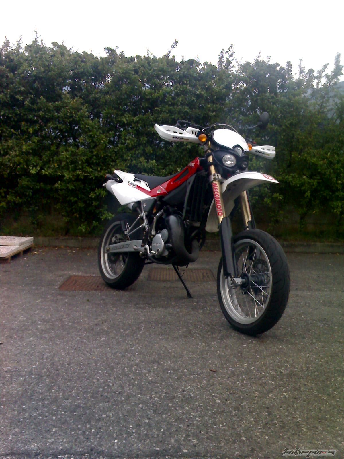 2006 HUSQVARNA SM 125 S | Picture 947044 motorcycle photo