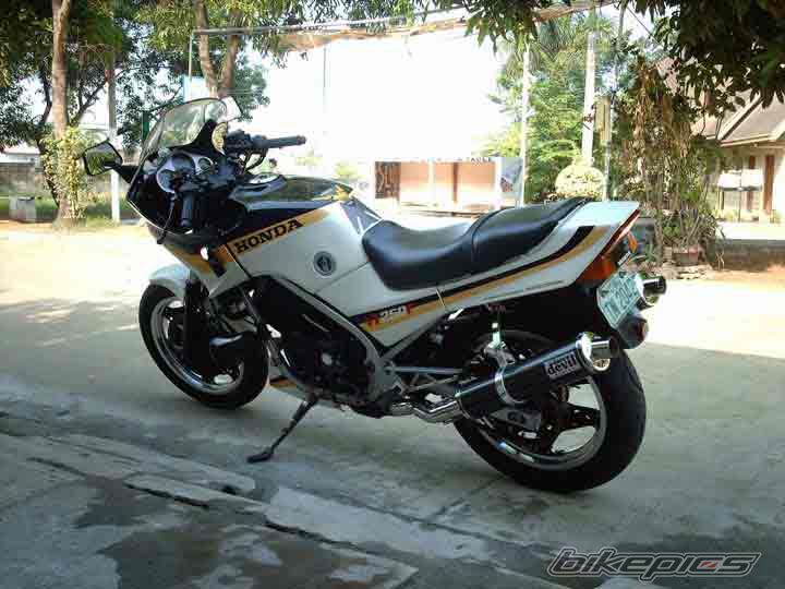 1984 HONDA VT 250 F | Picture 949019 motorcycle photo