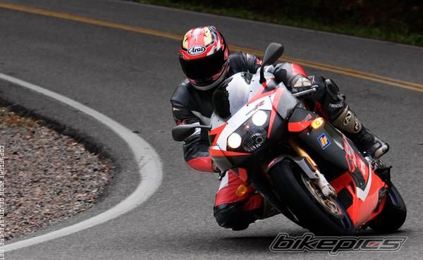 2001 APRILIA RSV 1000R MILLE | Picture 949972 motorcycle photo