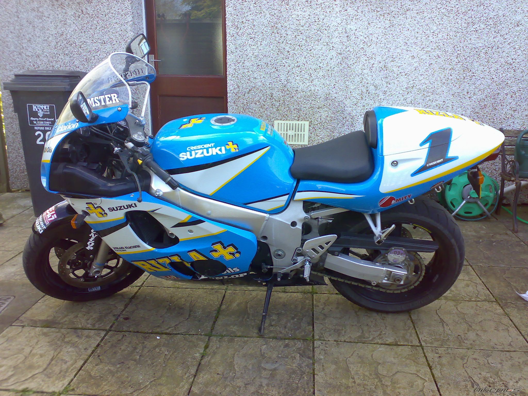 1999 SUZUKI GSX R 600 | Picture 951900 motorcycle photo