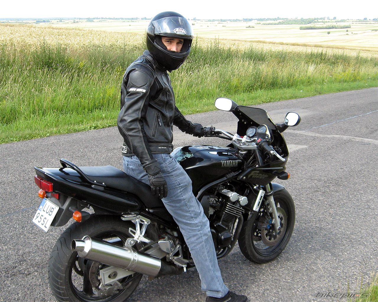 1998 YAMAHA FZS 600 FAZER | Picture 953704 motorcycle photo