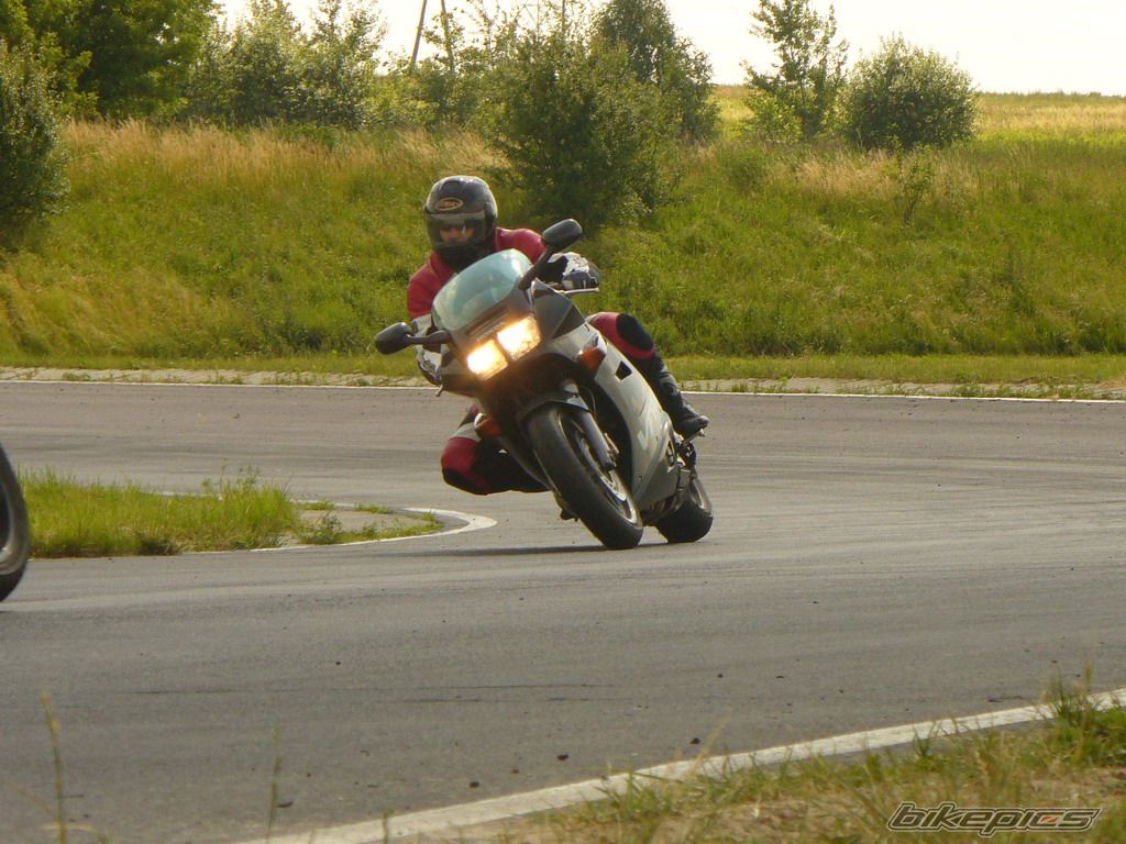 1993 HONDA VFR 750 | Picture 953770 motorcycle photo