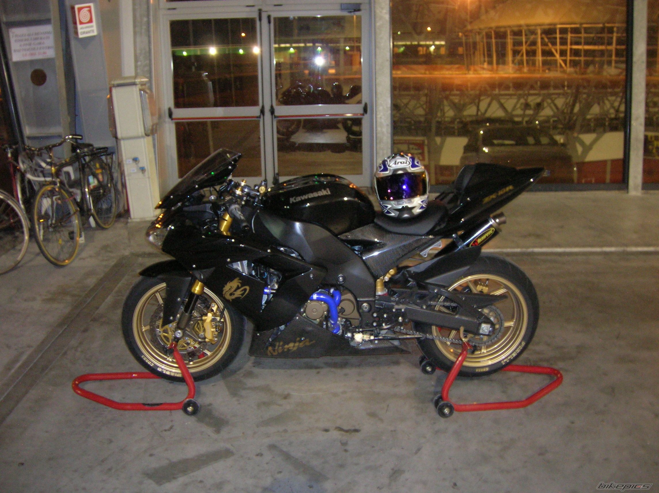 2005 KAWASAKI ZX 10R | Picture 953991 motorcycle photo