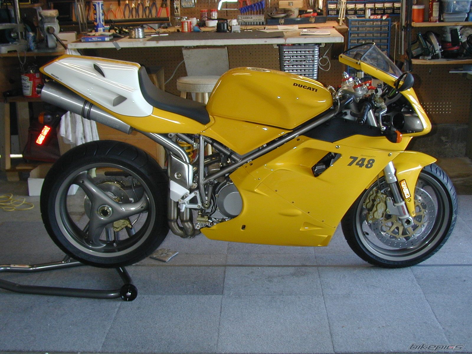 2001 DUCATI 748 | Picture 957508 motorcycle photo