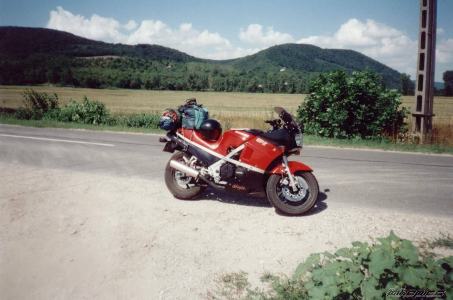 1987 KAWASAKI GPZ 600 | Picture 95853 motorcycle photo