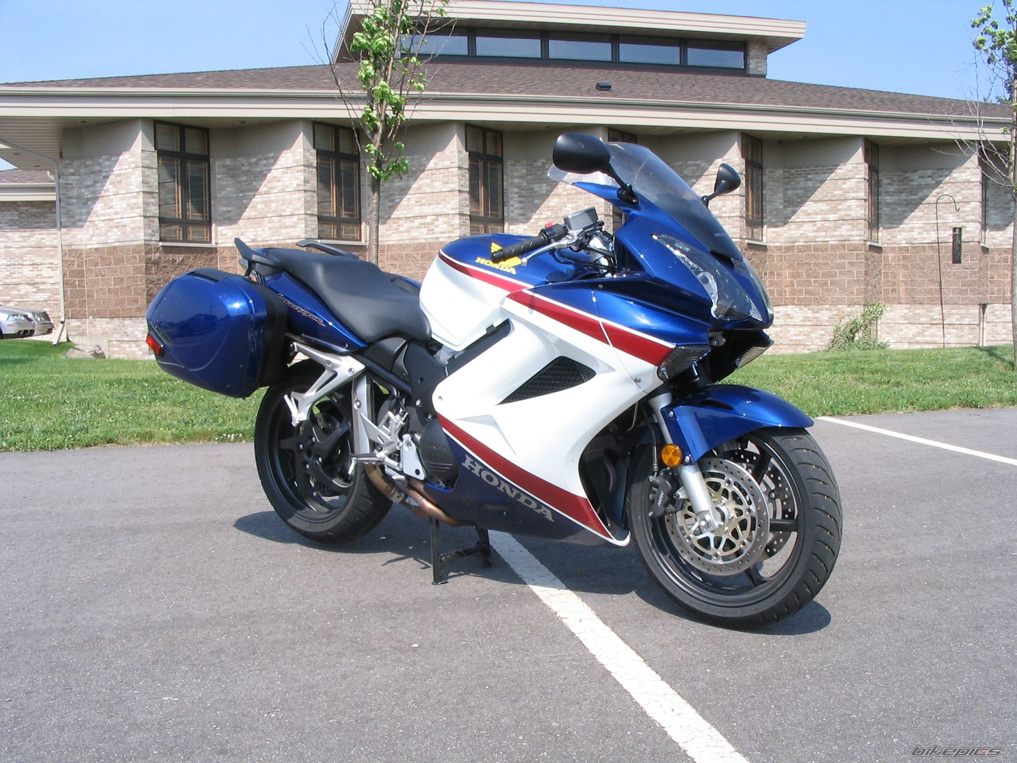 2007 HONDA VFR 800 | Picture 959442 motorcycle photo