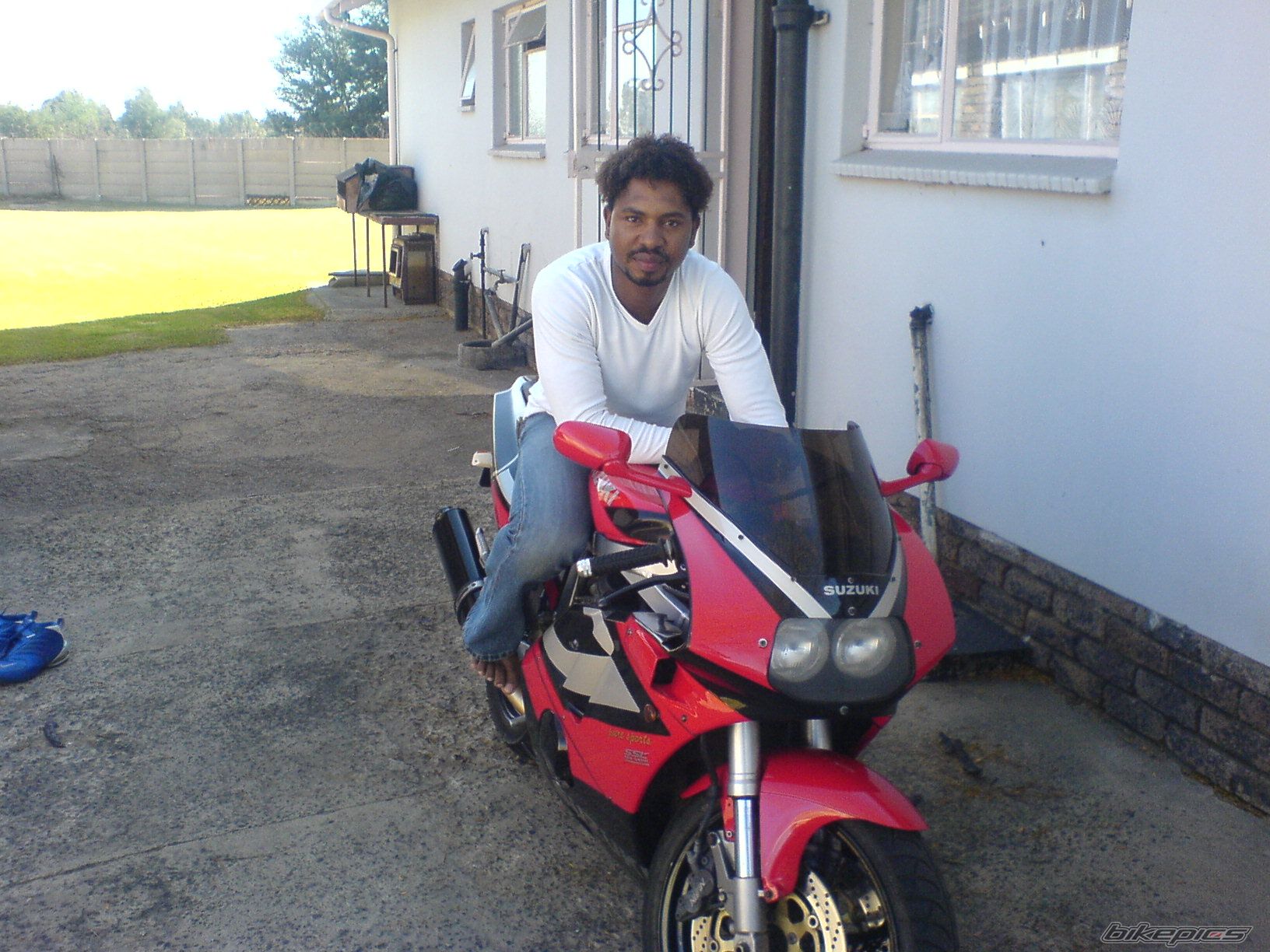 2002 SUZUKI GSX R 400 | Picture 960979 motorcycle photo