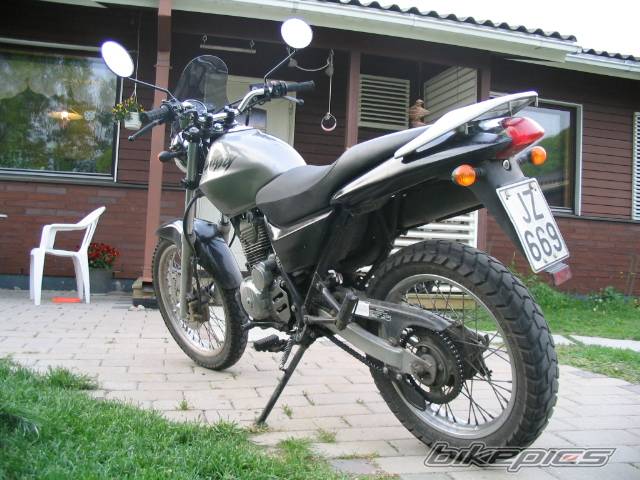 1999 HONDA CLR 125 | Picture 96169 motorcycle photo