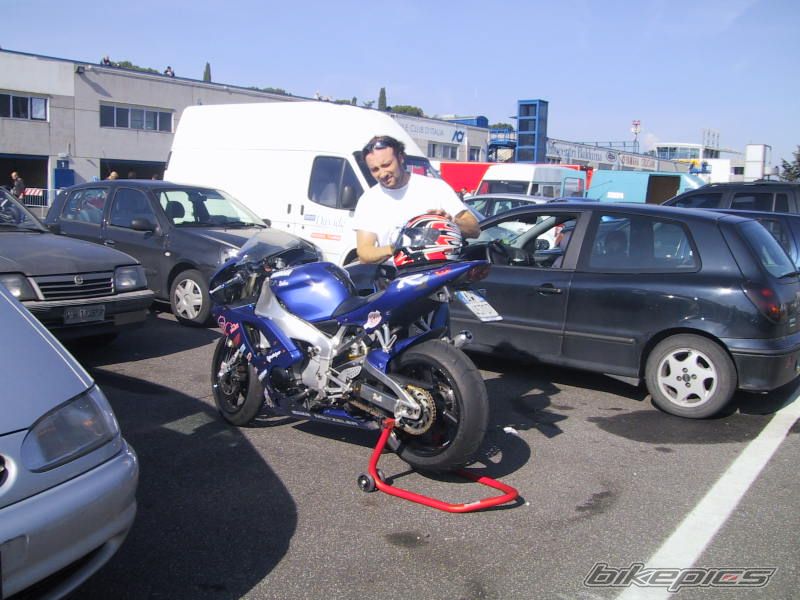 2000 YAMAHA YZF R1 | Picture 964487 motorcycle photo