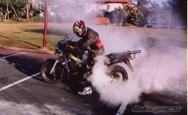 1996 SUZUKI GS 500 | Picture 9660 motorcycle photo