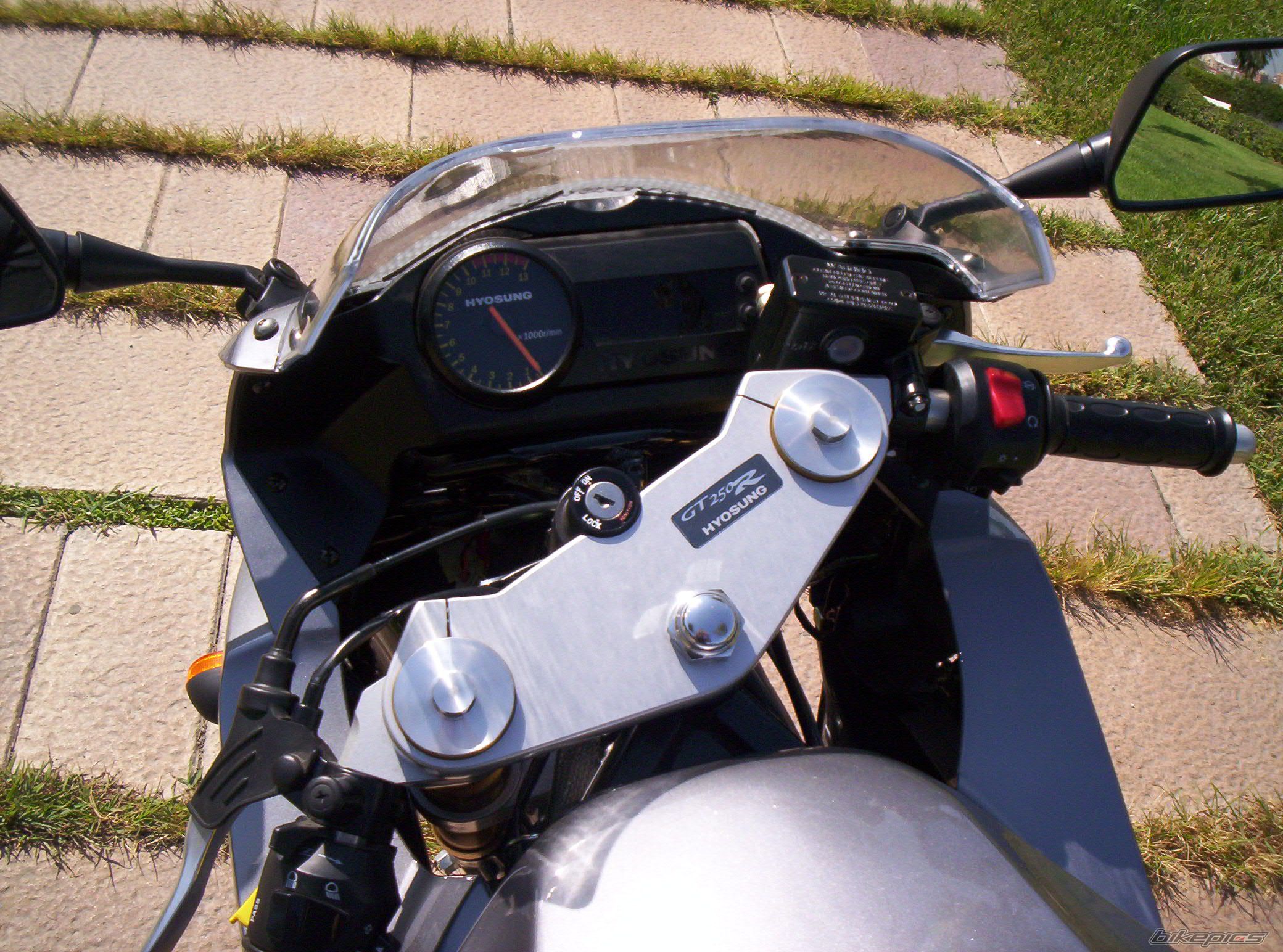 2007 HYOSUNG GT 250 R COMET | Picture 966143 motorcycle photo