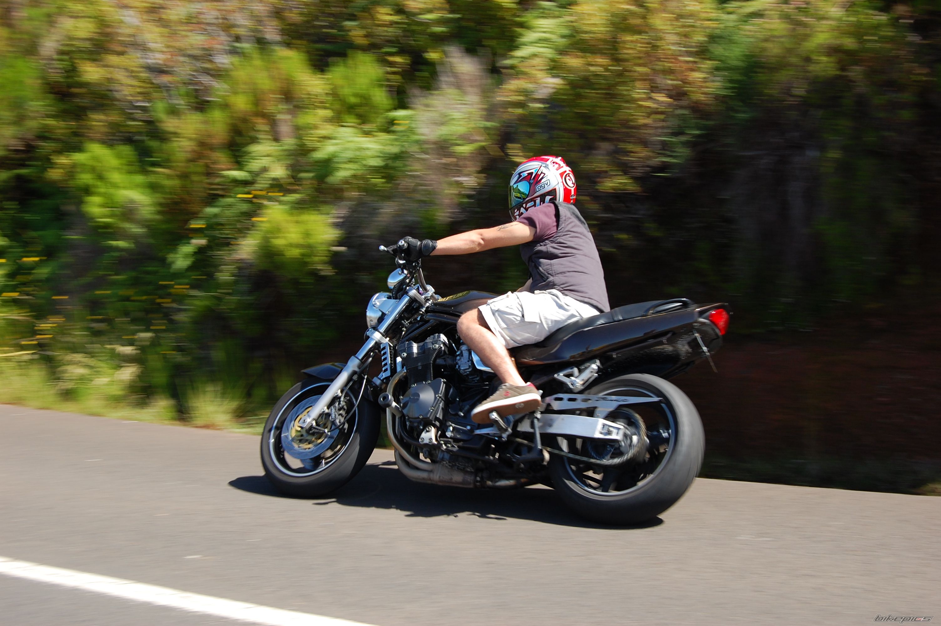 2000 SUZUKI BANDIT 1200 | Picture 966968 motorcycle photo