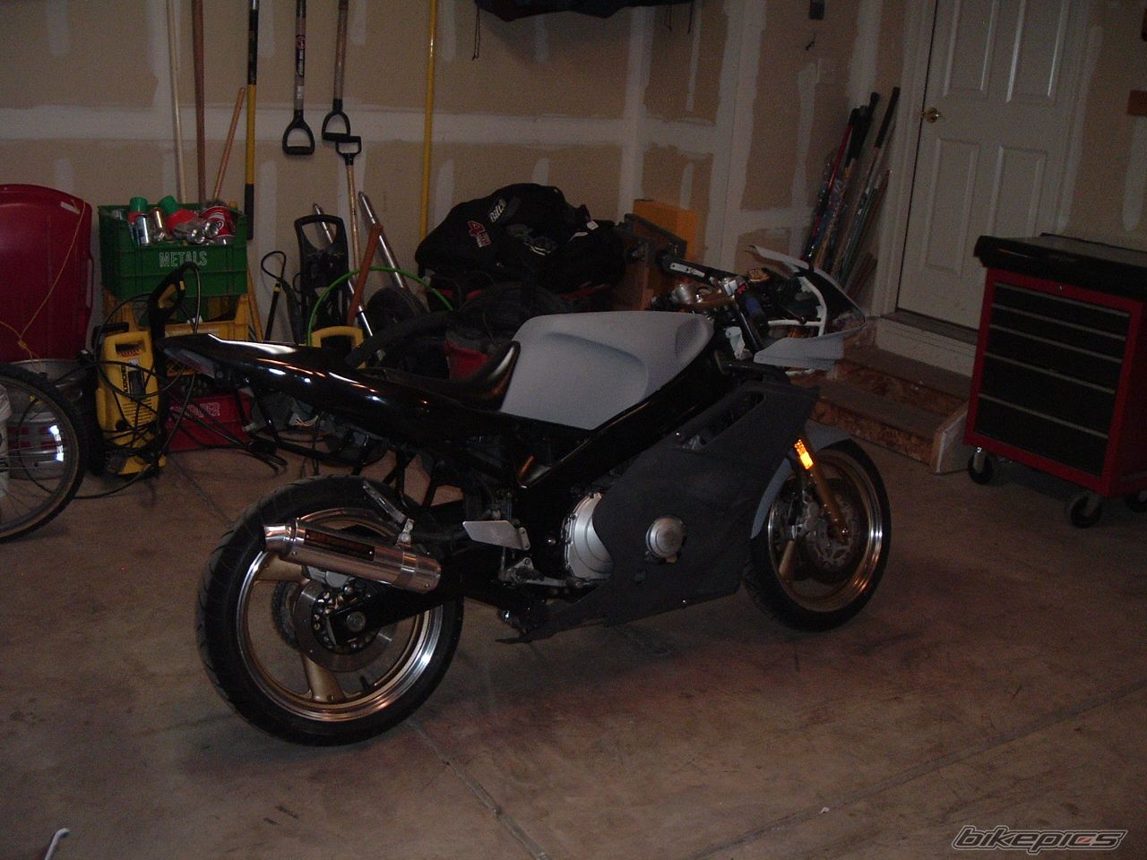 1995 YAMAHA FZR 600 | Picture 968331 motorcycle photo