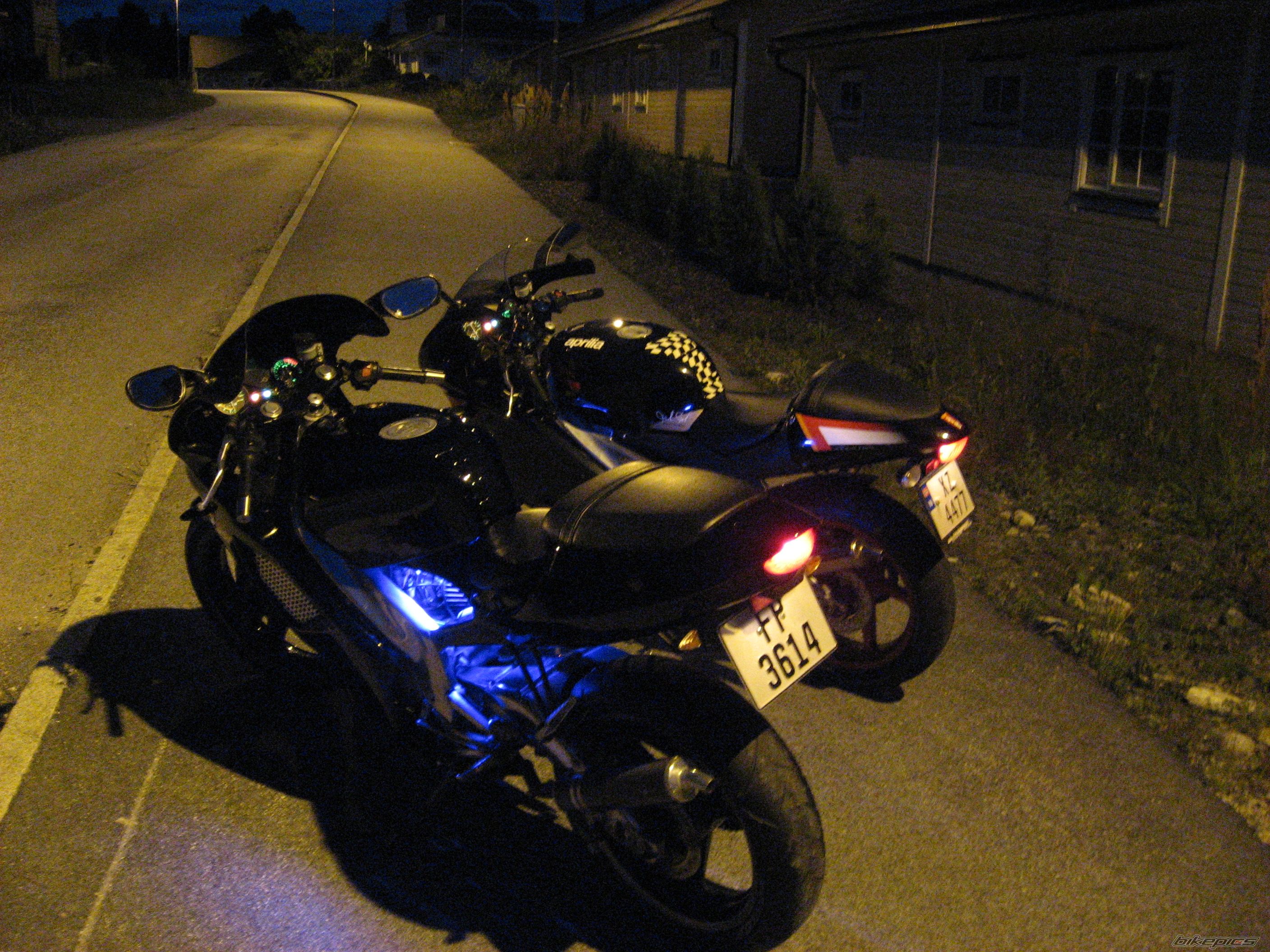 2004 APRILIA RS 125 | Picture 970317 motorcycle photo