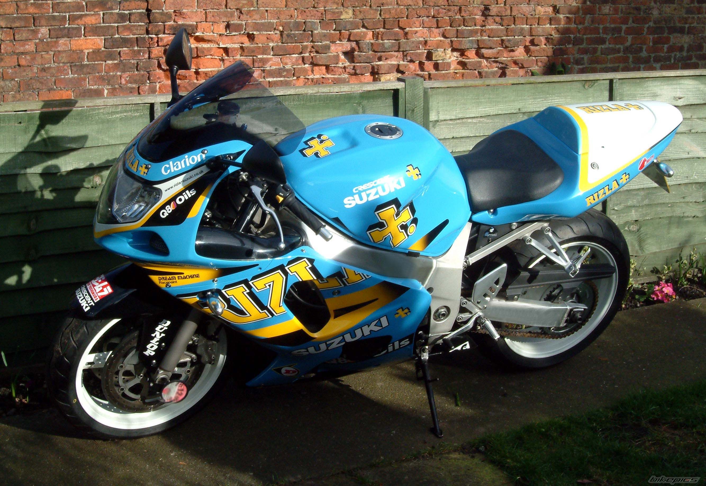 2001 SUZUKI GSX R 600 | Picture 971323 motorcycle photo