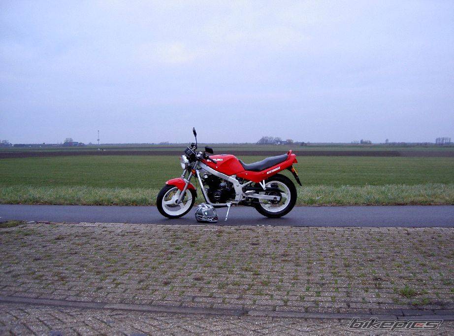 1990 SUZUKI GS 500 | Picture 97270 motorcycle photo