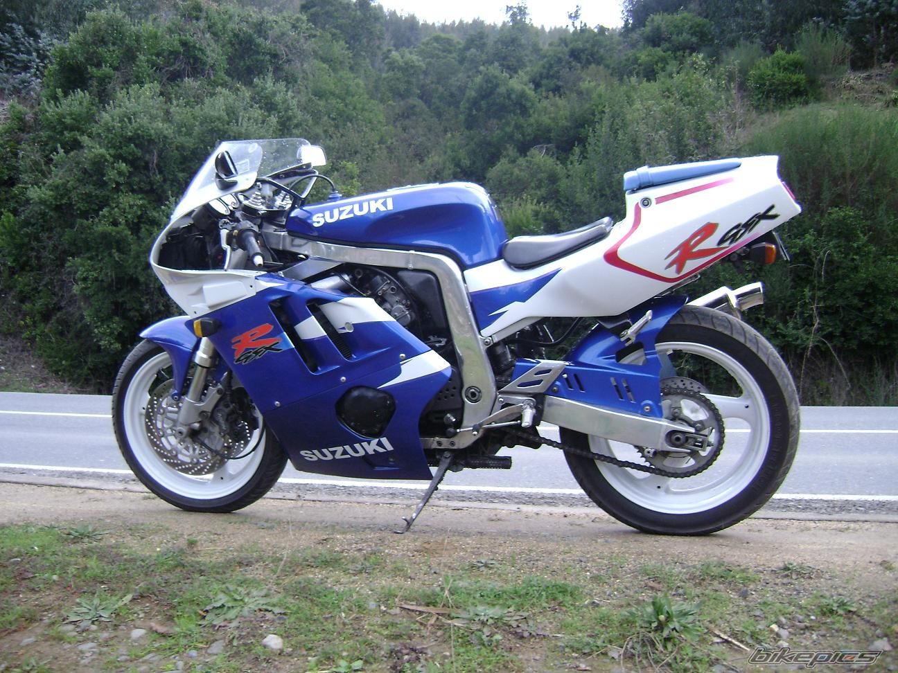 1994 SUZUKI GSX R 400 | Picture 973356 motorcycle photo