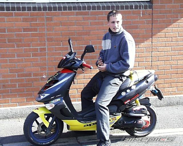 2000 APRILIA SR RACING 50 | Picture 9734 motorcycle photo