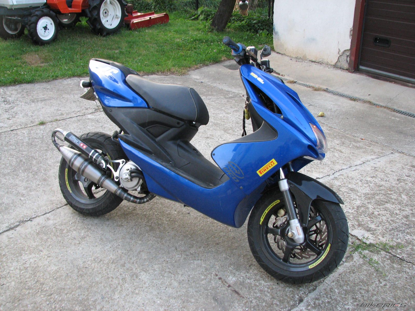 2005 YAMAHA AEROX 50 | Picture 973480 motorcycle photo
