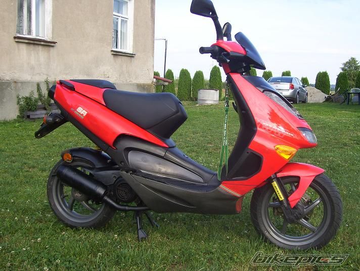 2001 APRILIA SR WWW 50 | Picture 978986 motorcycle photo