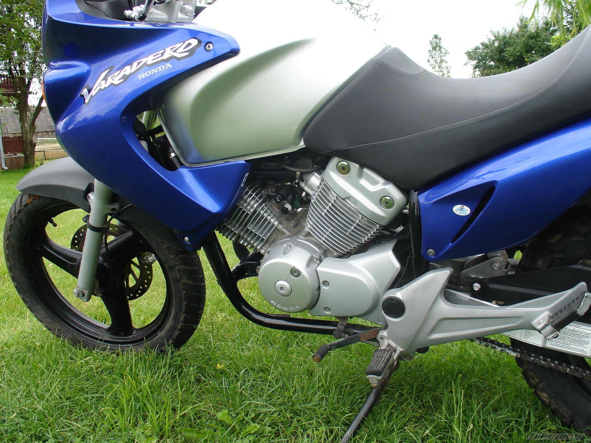 2002 HONDA VARADERO | Picture 979357 motorcycle photo