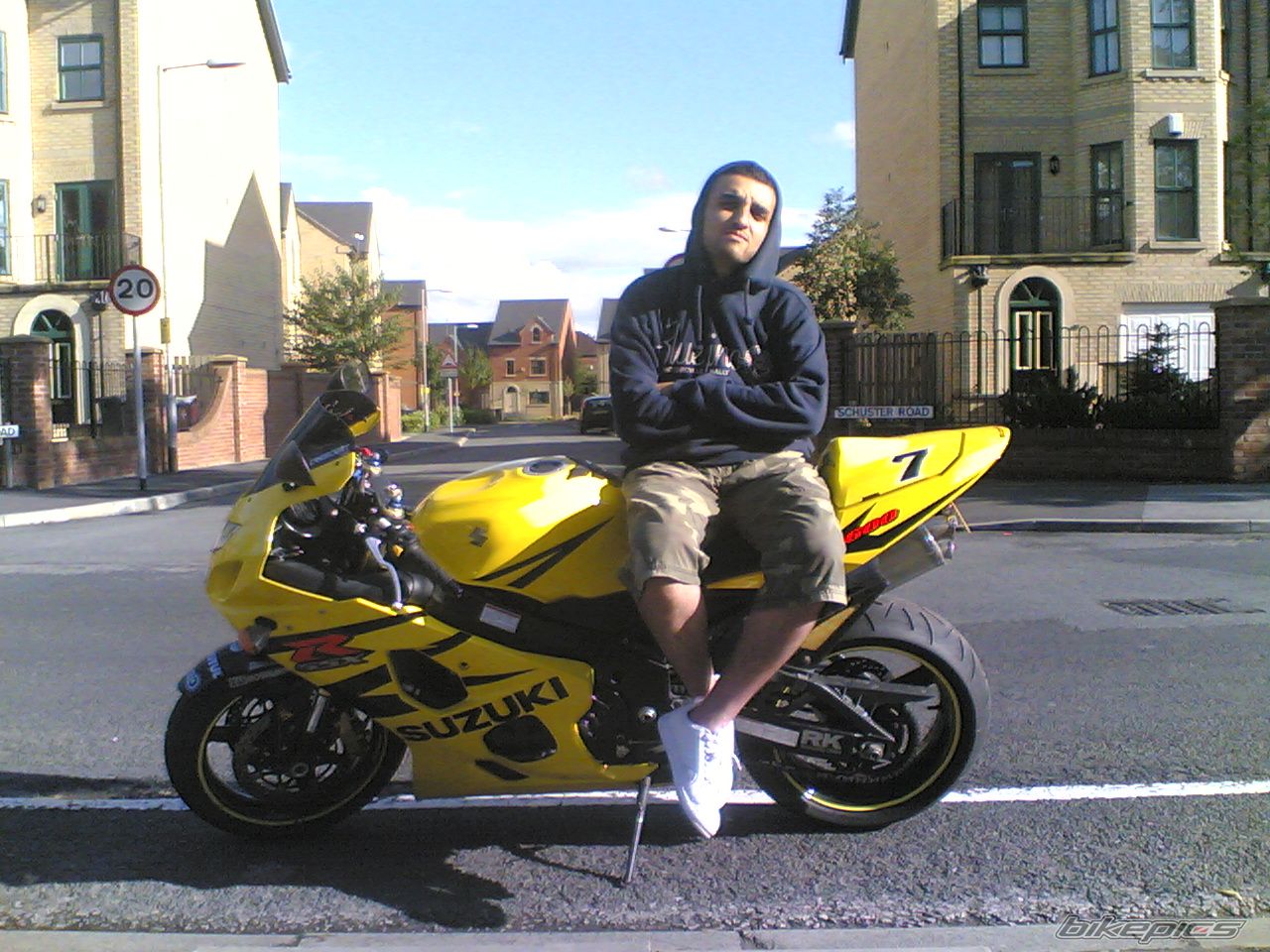 2004 SUZUKI GSX R 600 | Picture 980084 motorcycle photo