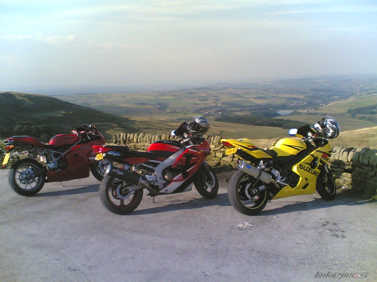 2004 SUZUKI GSX R 600 | Picture 980086 motorcycle photo