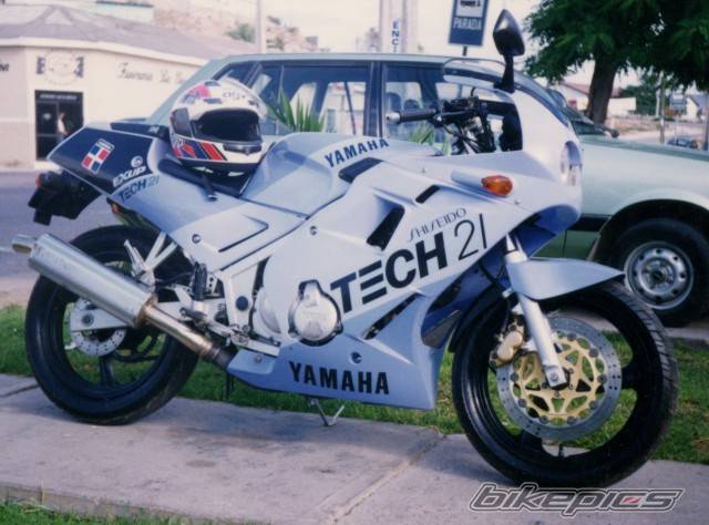 1989 YAMAHA FZR 250 | Picture 981 motorcycle photo