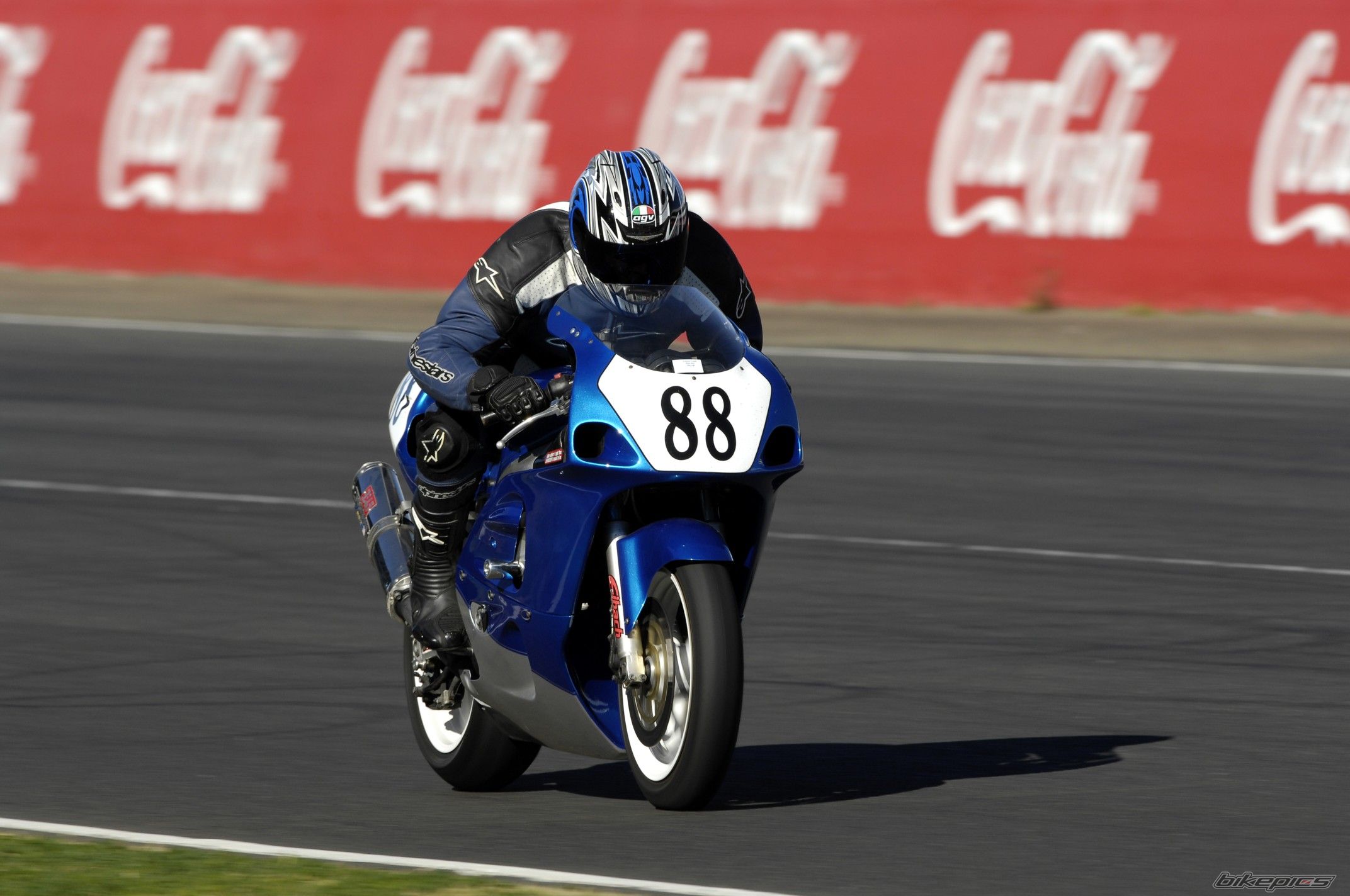 1999 SUZUKI GSX R 600 | Picture 981070 motorcycle photo