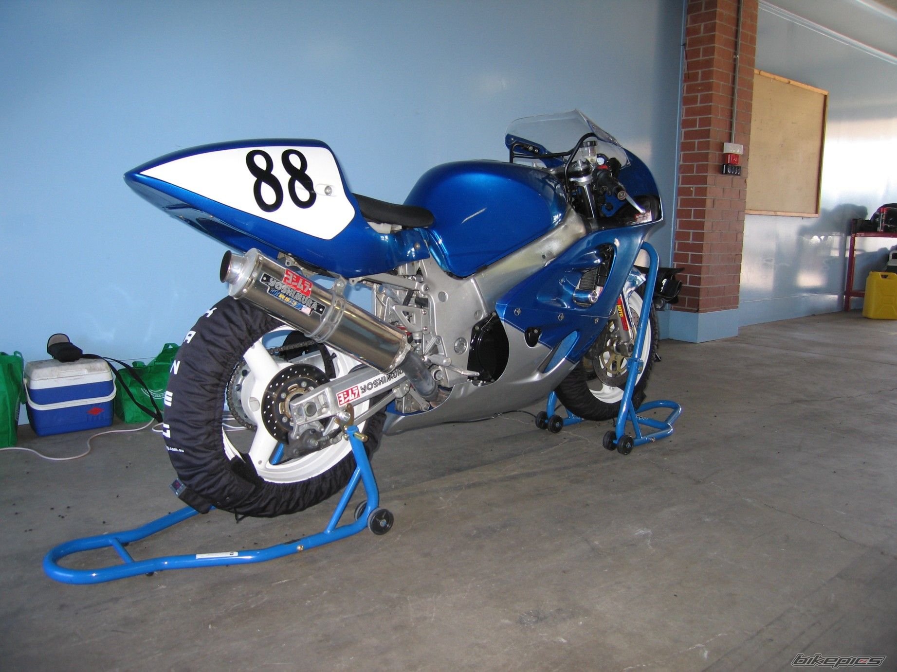 1999 SUZUKI GSX R 600 | Picture 981075 motorcycle photo