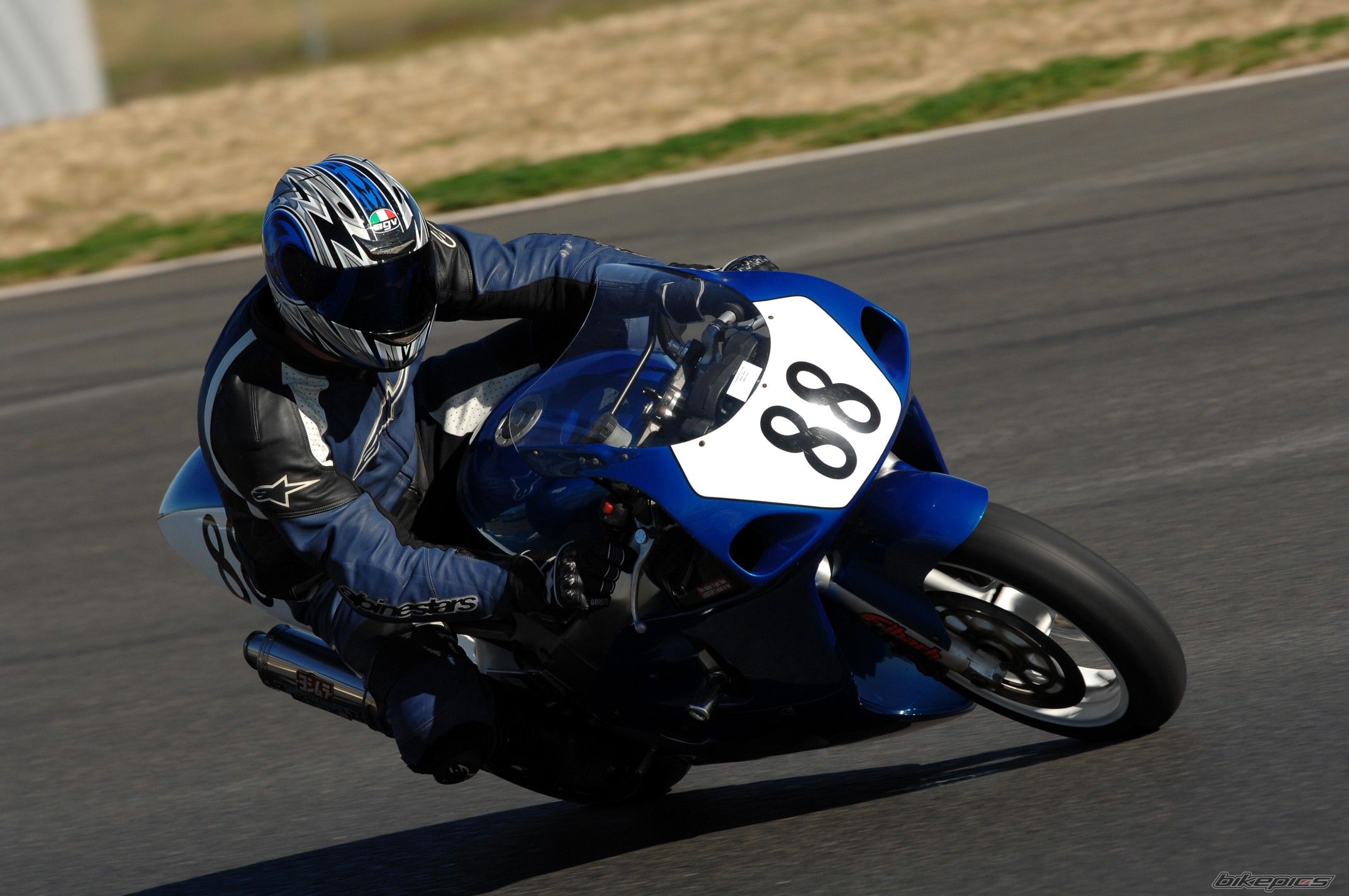 1999 SUZUKI GSX R 600 | Picture 981080 motorcycle photo