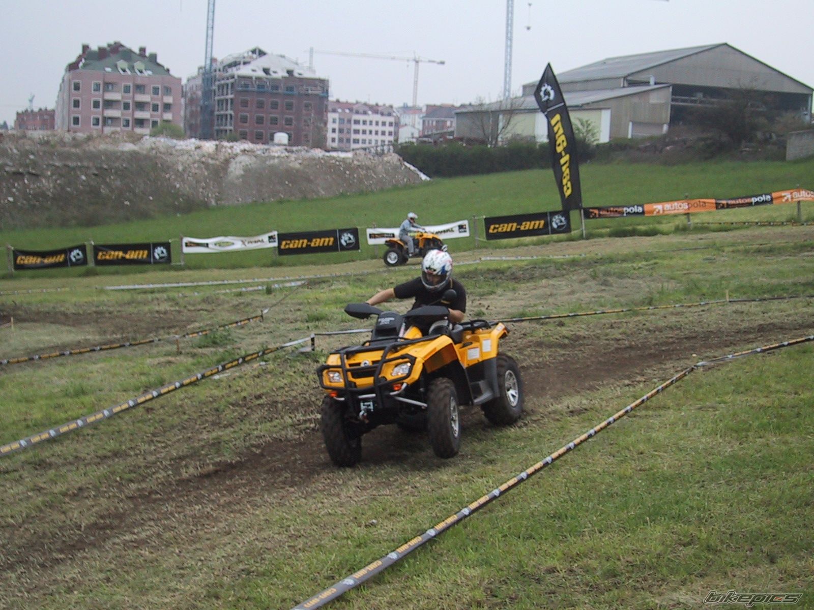 2007 BOMBARDIER OUTLANDER 800 XT | Picture 981920 motorcycle photo