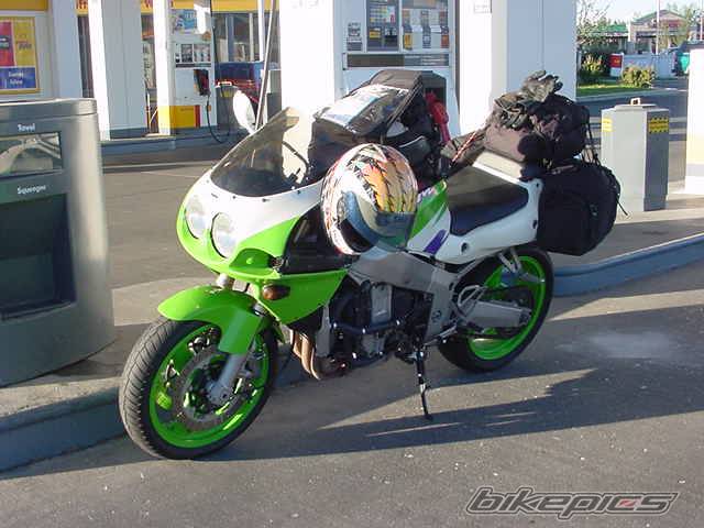 1995 KAWASAKI ZX 7R | Picture 9860 motorcycle photo