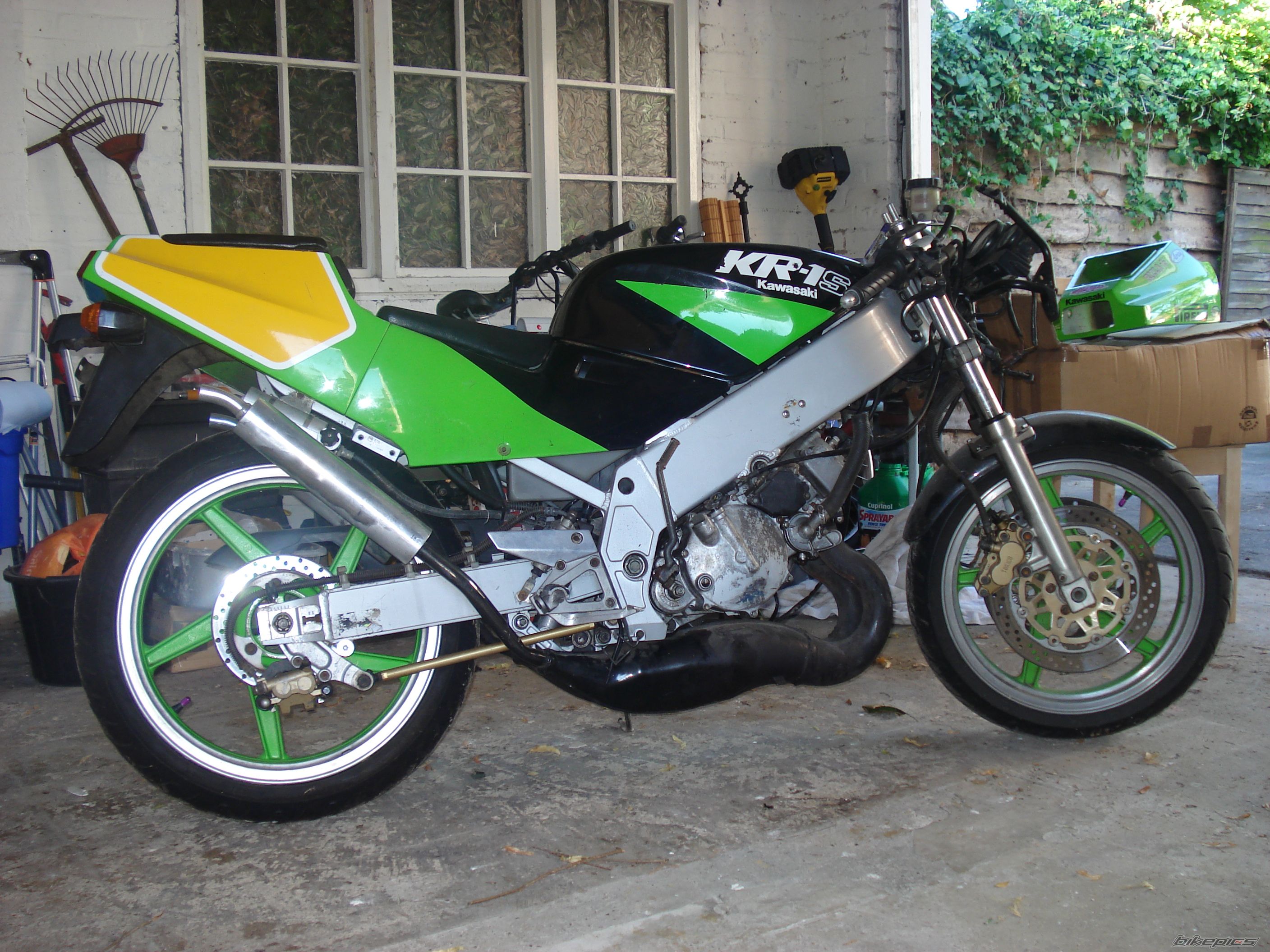 1990 KAWASAKI KR 1S | Picture 986130 motorcycle photo