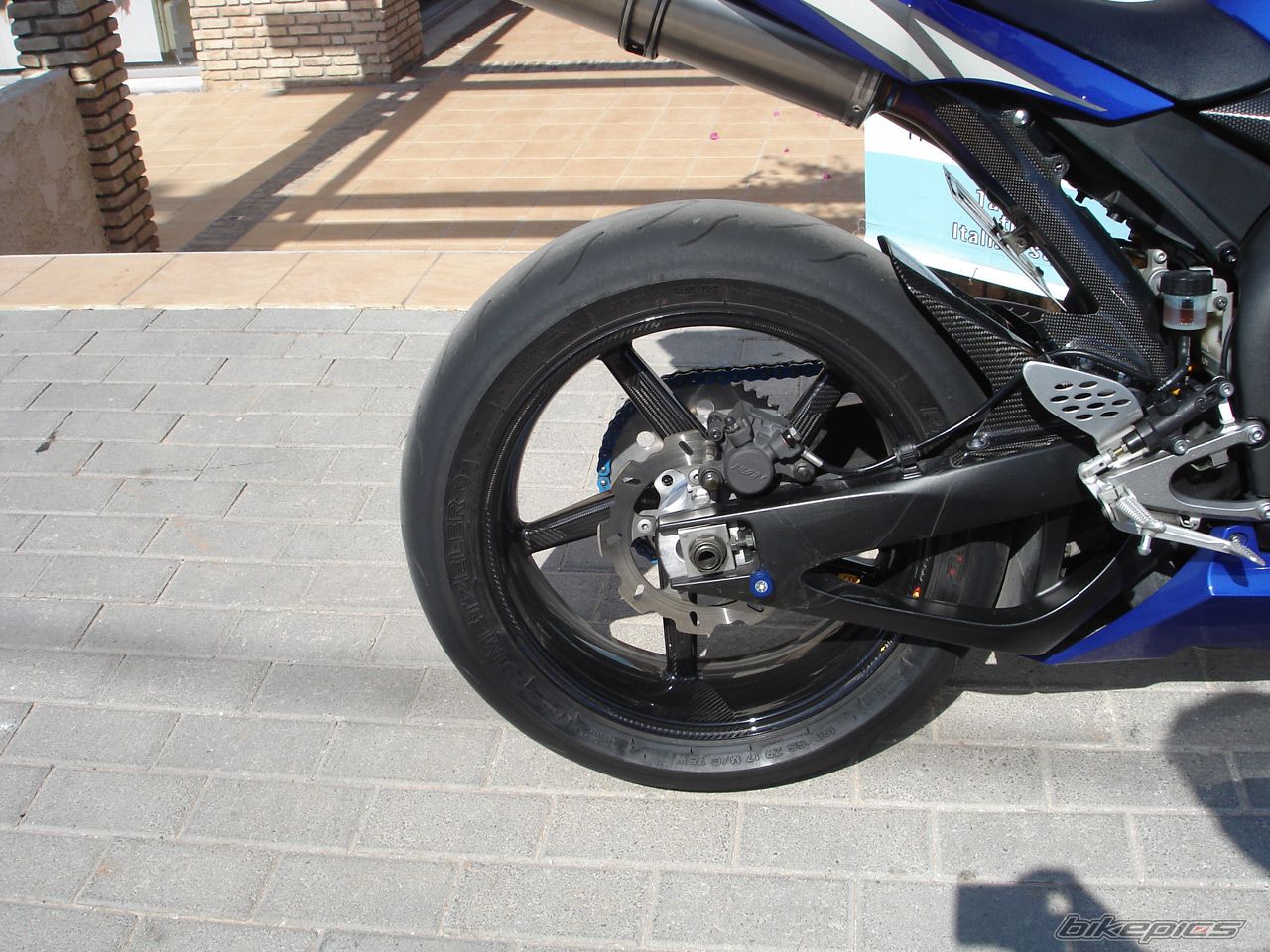 2005 YAMAHA YZF R1 | Picture 987580 motorcycle photo